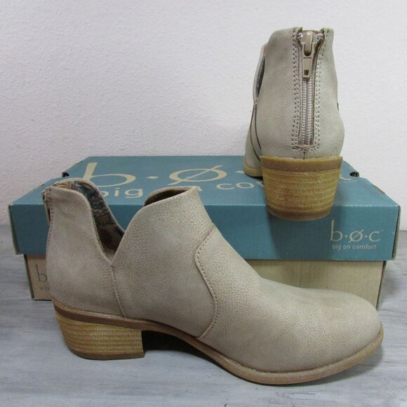 BOC Born Women's Lucy Block Heel Ankle Booties - Natural - BC0016902 - Picture 3 of 4